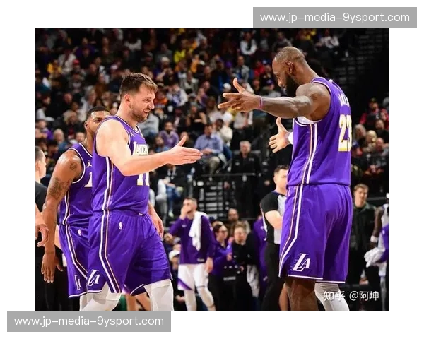 巅峰博弈：当盐湖城的坚韧撞上洛杉矶的星光，爵士VS湖人不仅仅是一场比赛